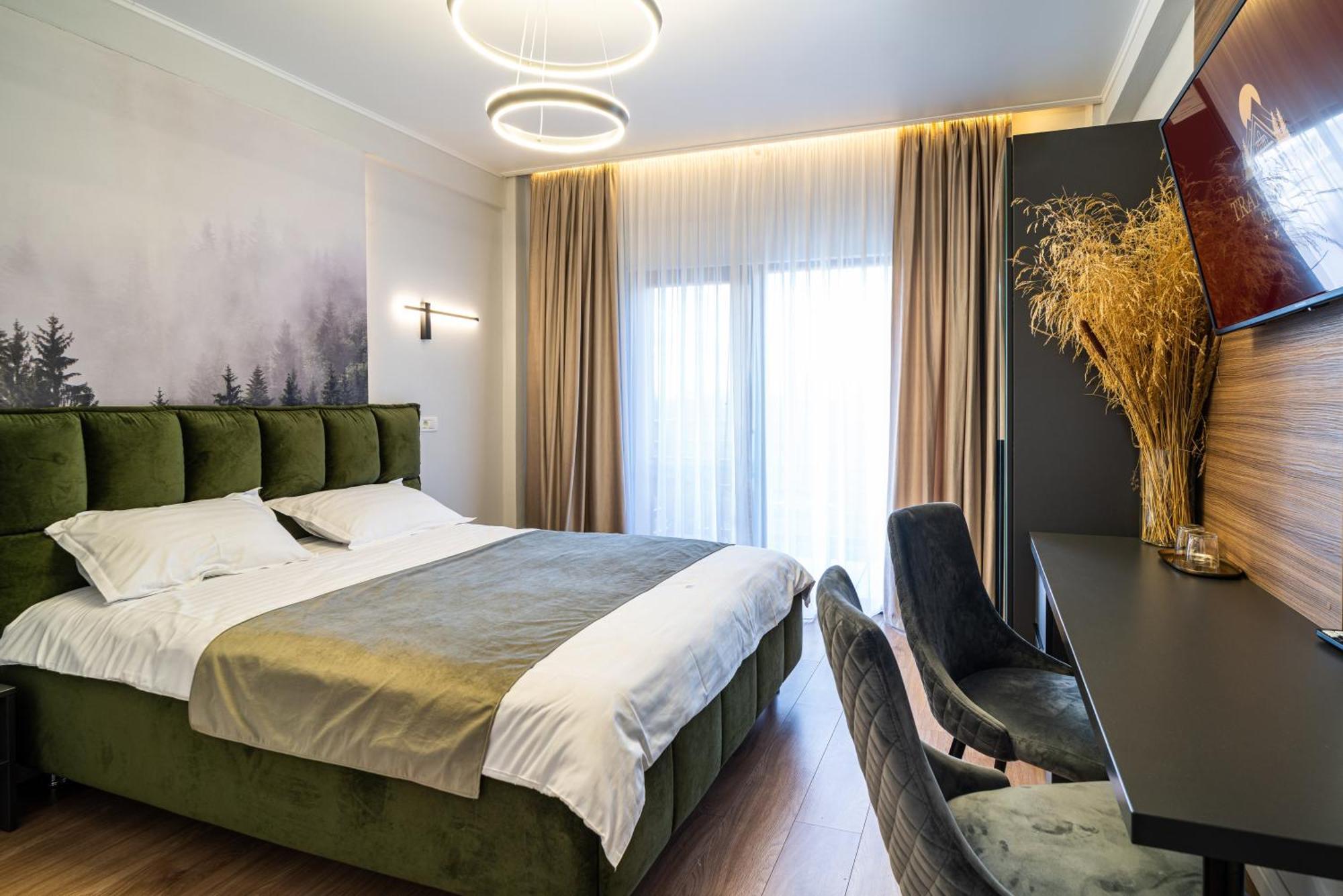 Transalpina Retreat Hotel Novaci-Străini Eksteriør billede