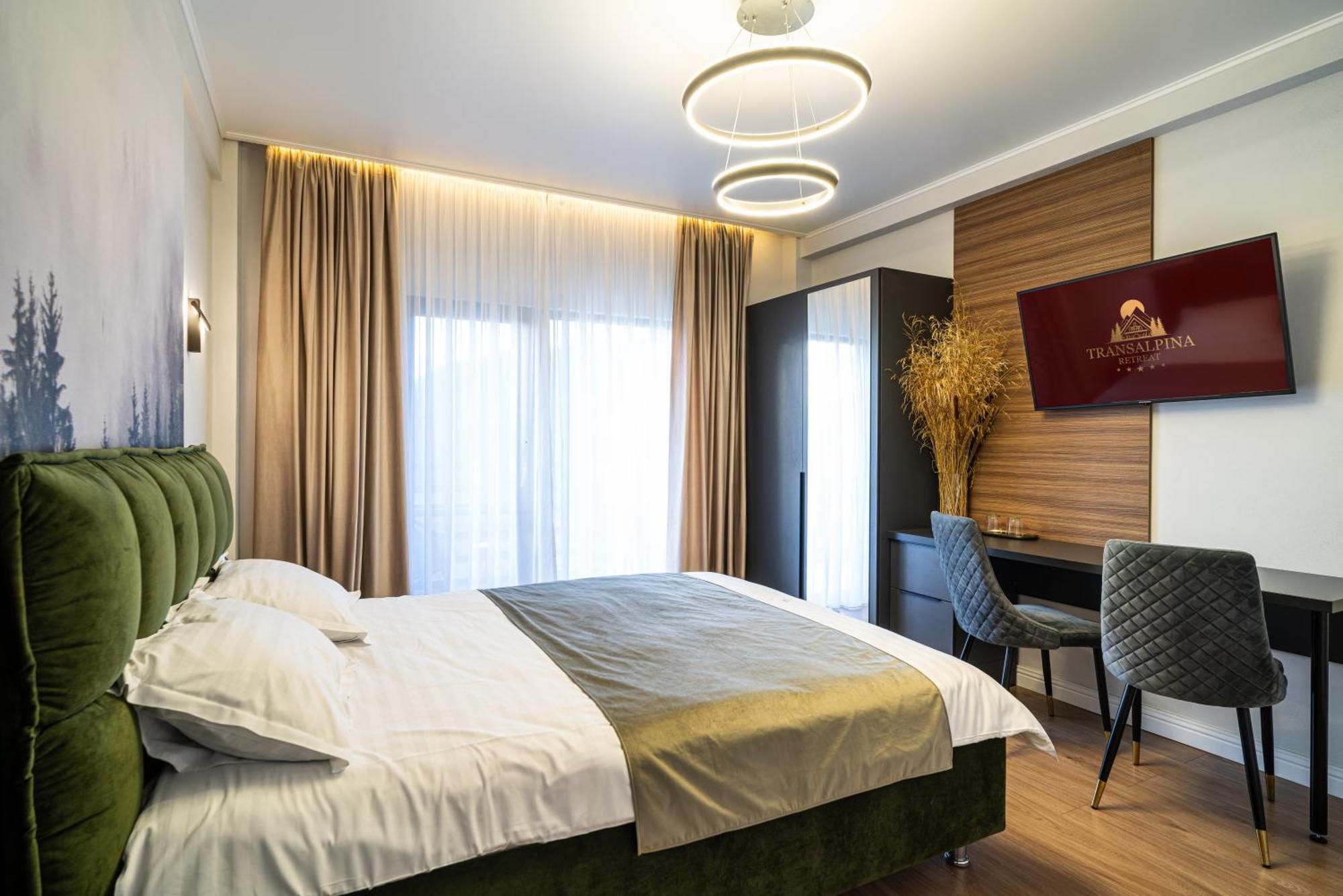 Transalpina Retreat Hotel Novaci-Străini Eksteriør billede