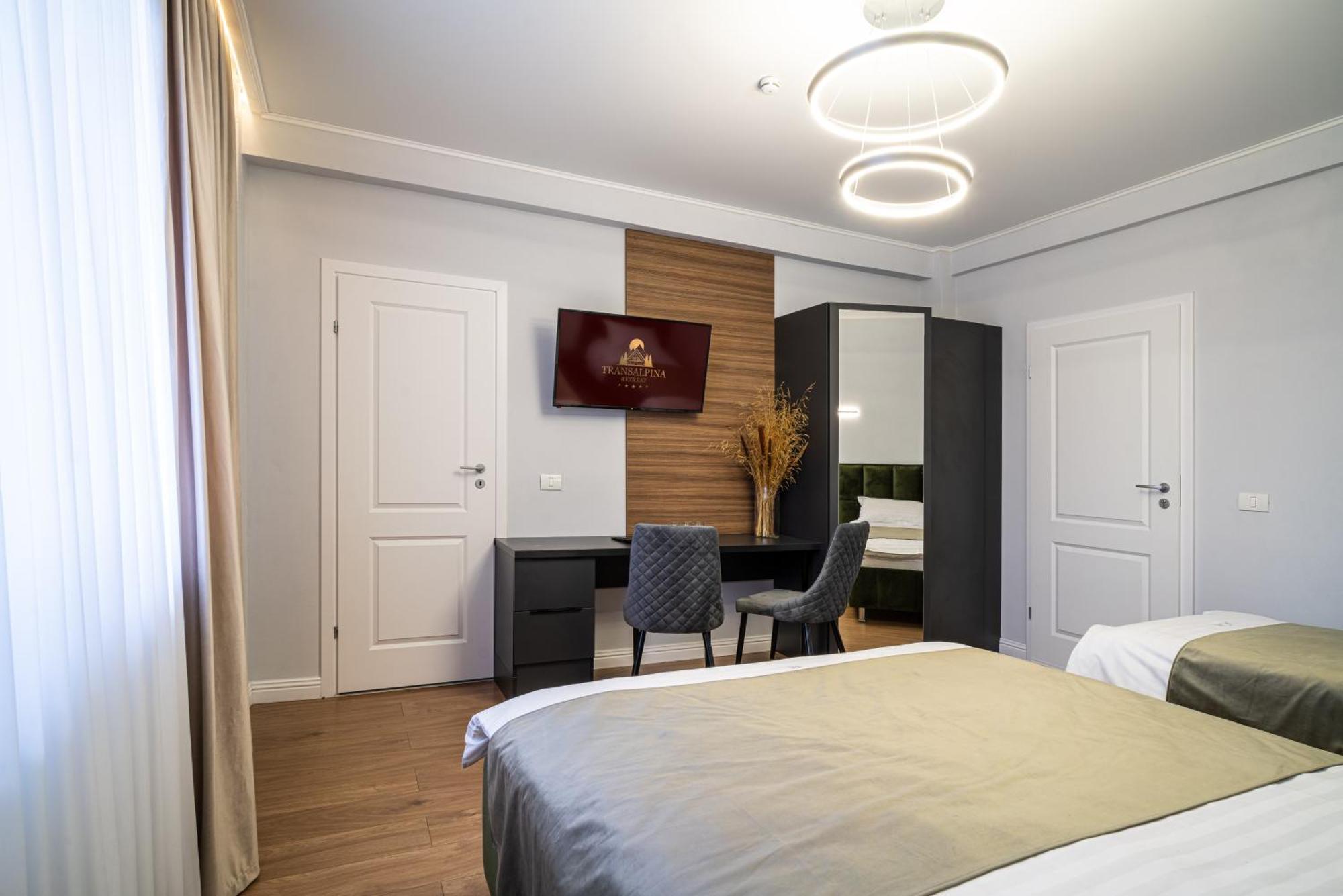 Transalpina Retreat Hotel Novaci-Străini Eksteriør billede